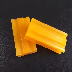 Eco Friendly Gentle Clothes Washing and Skin Care Translucent 72% TFM Plant Oil Solid Laundry Bar Soap
