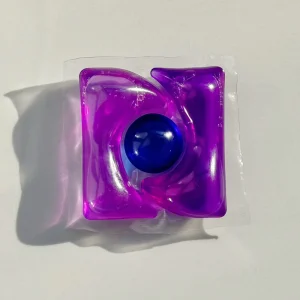 High Efficiency 4 in 1 Concentrated Laundry Detergent Pods with Multi Effect Deep Cleaning