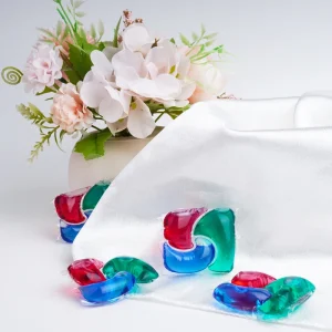 OEM ODM 3 in 1 Soluble Film Disposable Laundry Liquid Detergent Pods Apparel Use Beads