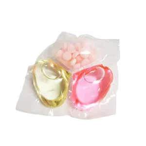 Wholesalers OEM ODM Eco Friendly 3 1 Concentrated Stain Pretreat Scented Laundry Pods Customized Capacity Perfume Booster Keep