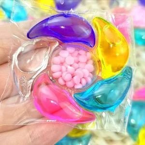 Laundry pods with multi chamber petal shaped machine washing special laundry pods for deep cleaning and fragrance washing